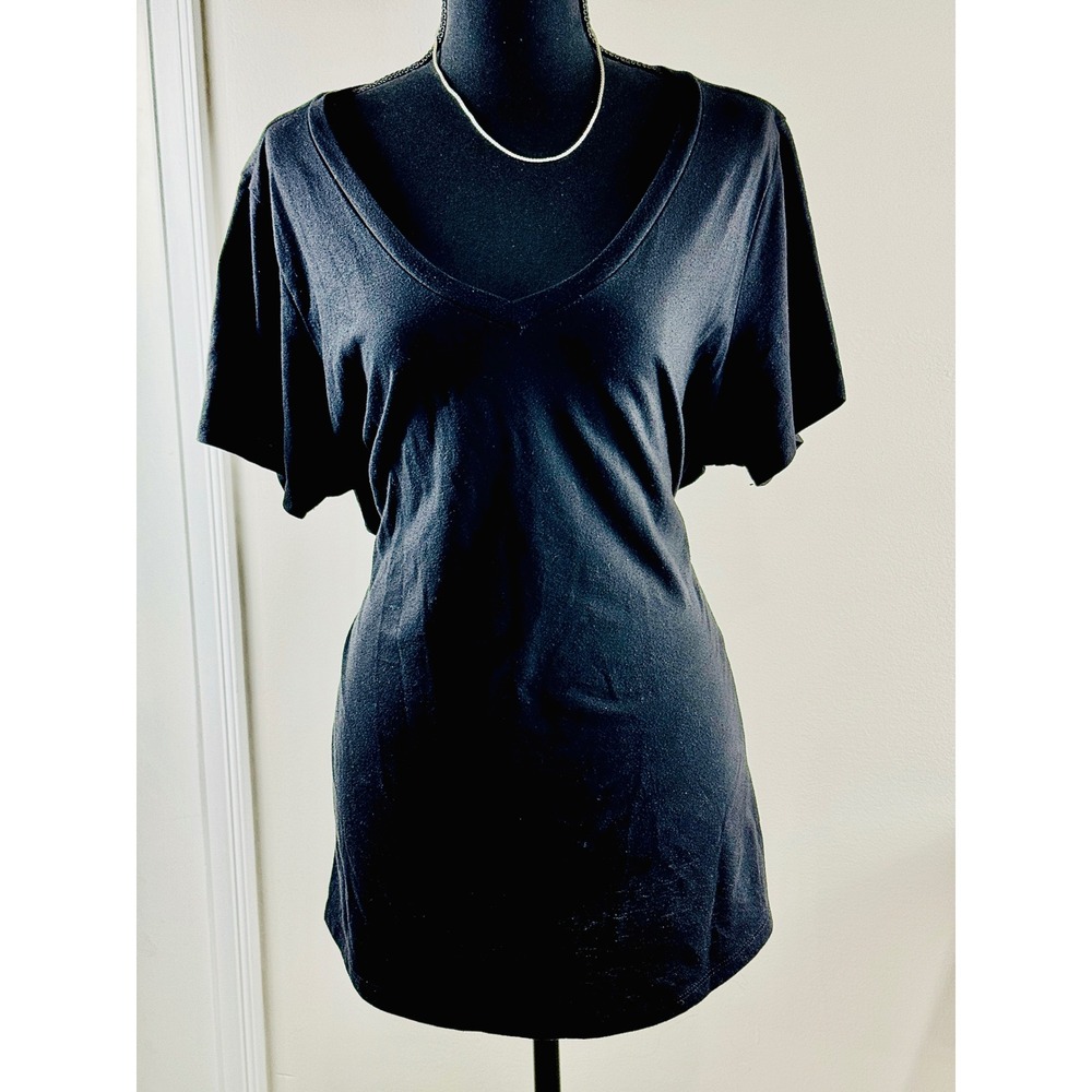 Torrid Classic T-Shirt V-Neck Short Sleeve Casual Top Plus‎ Size